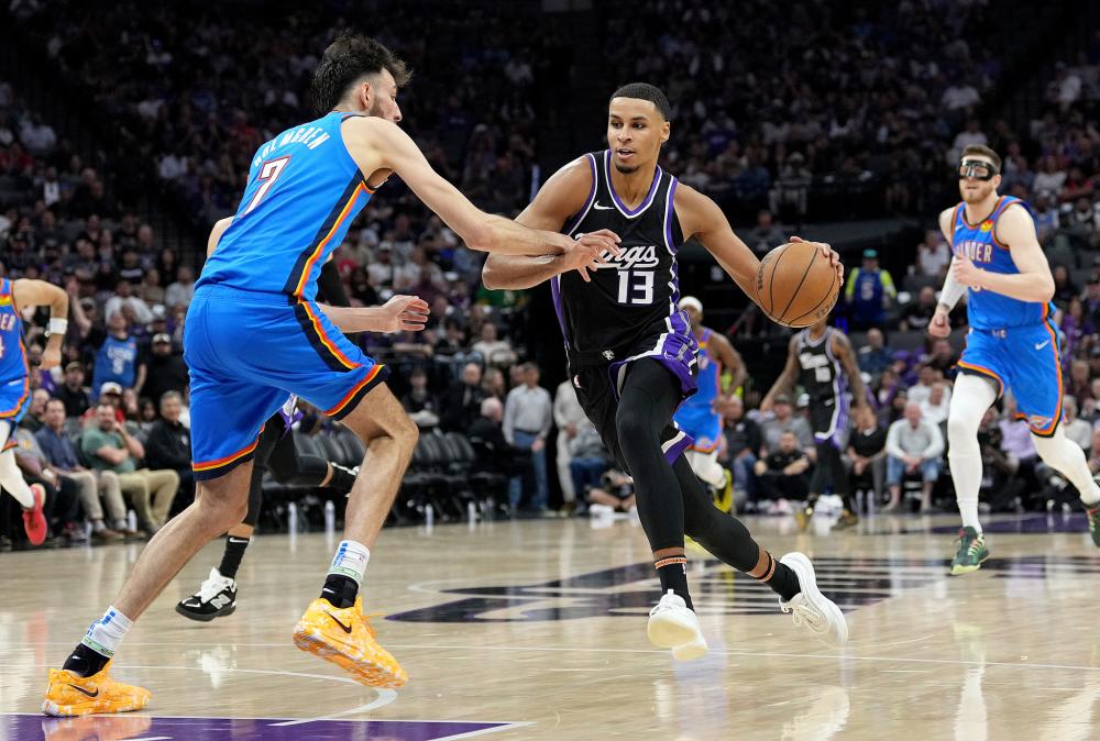 国足稳固防 国足稳固防