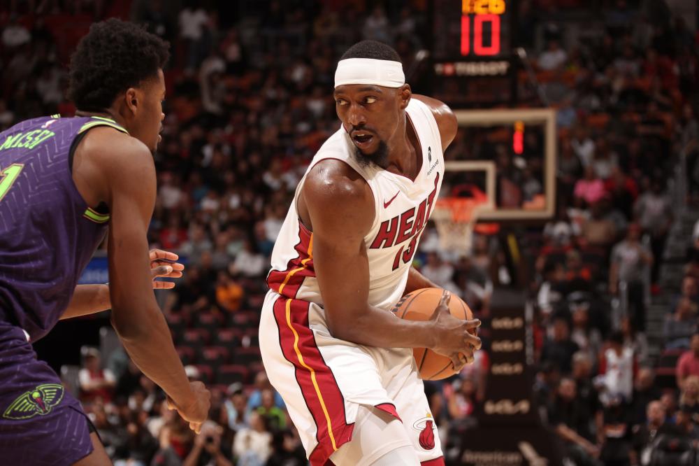 以及社交媒 以及社交媒