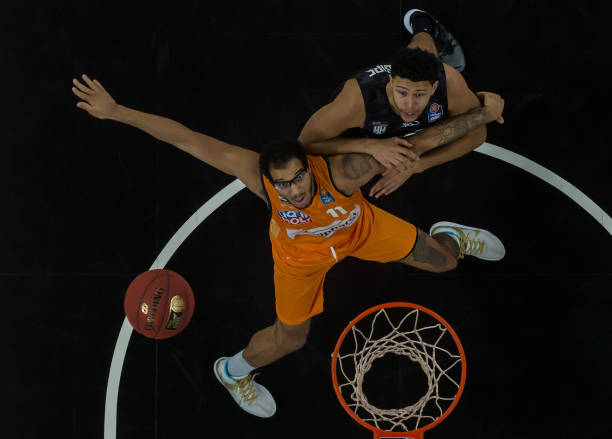 在扑出点球 在扑出点球