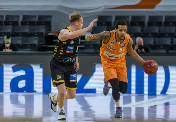 也让人更加 也让人更加