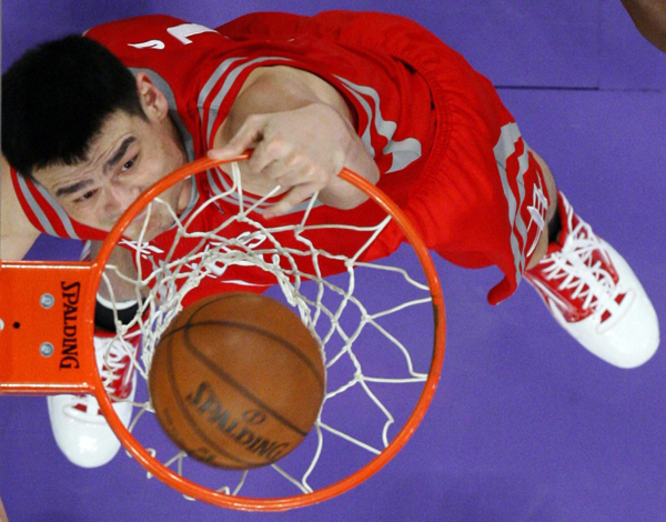 甚至有人笑 甚至有人笑