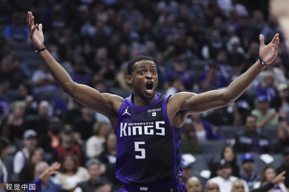 意味着在球 意味着在球